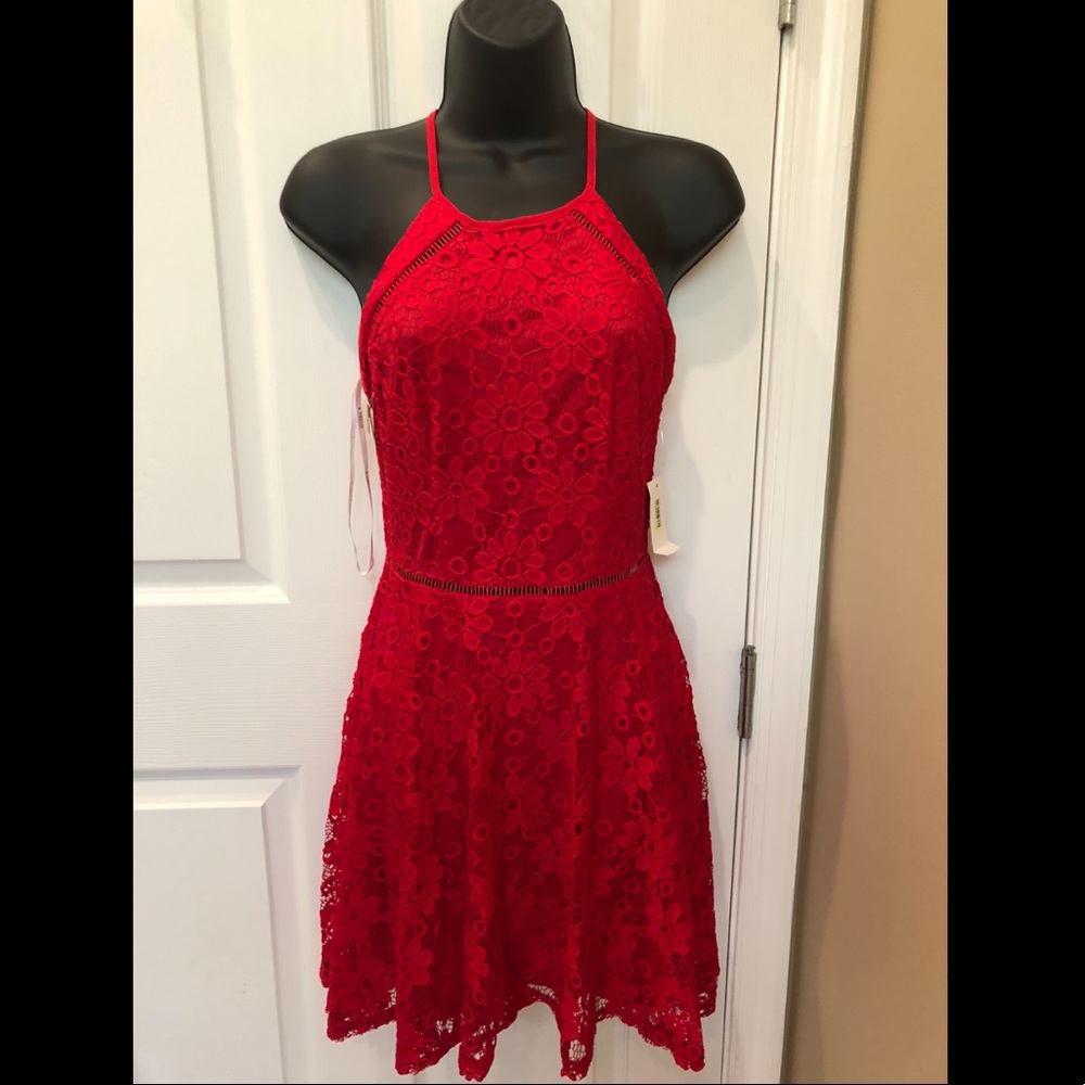 NEW W TAGS Cute red halter dress short size 3/4